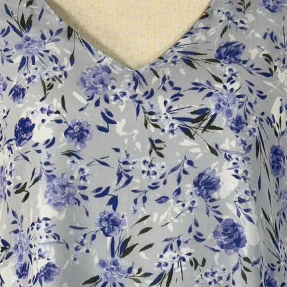 Lulus Medium Shifting Dears Mini Dress Floral Lined V-Neck 3/4 Sleeve Light Blue - Picture 2 of 11